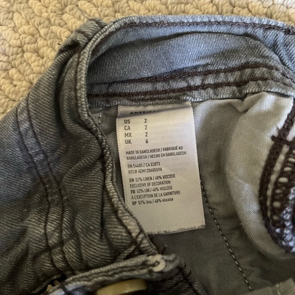 American Eagle charcoal gray cargo shorts - Picture 3 of 3